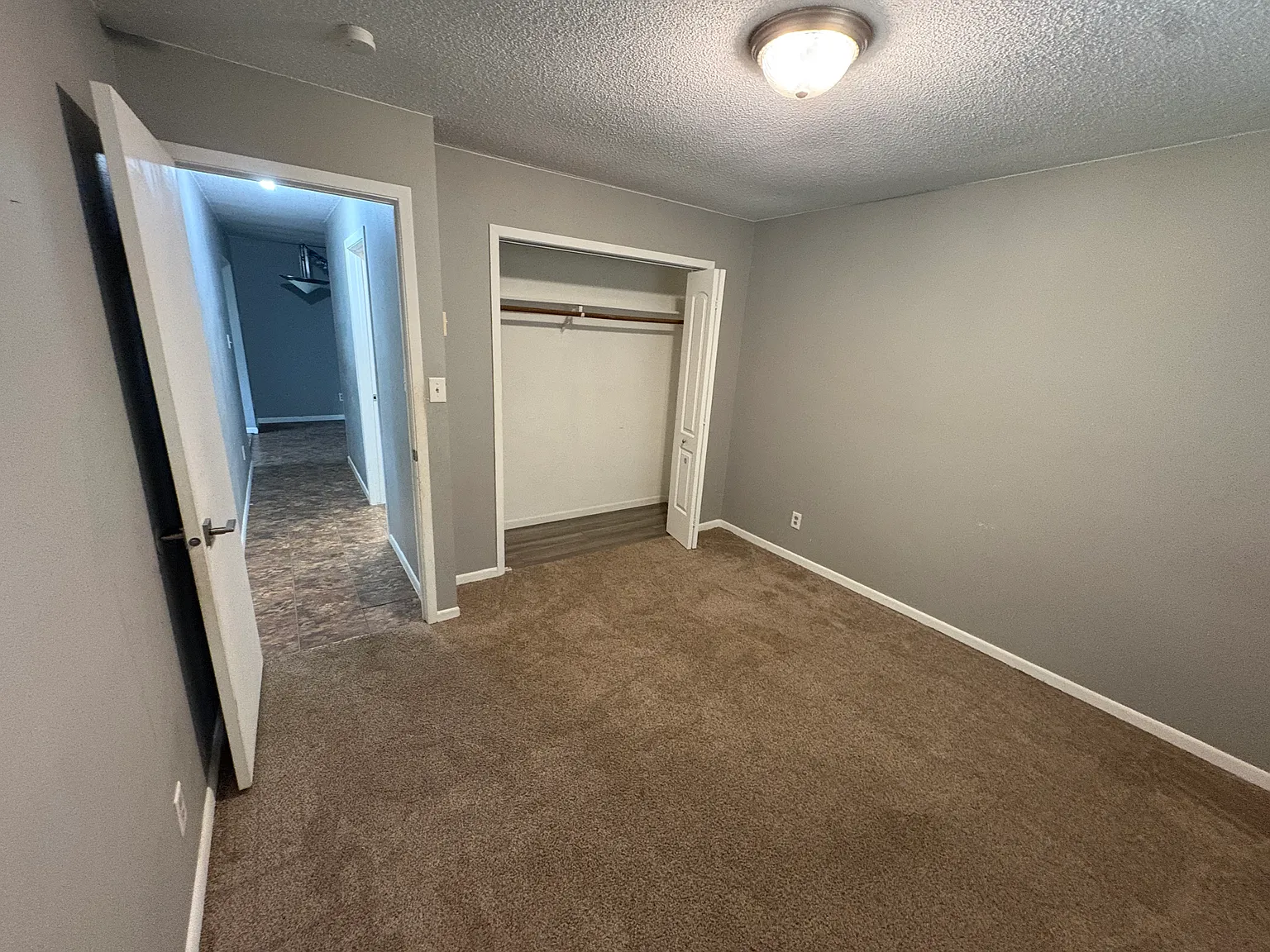 2 bed, $1,150 — Photo 4