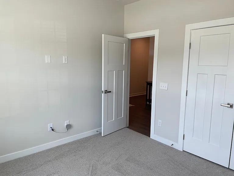 2116 Sounders Ln NE — Photo 17
