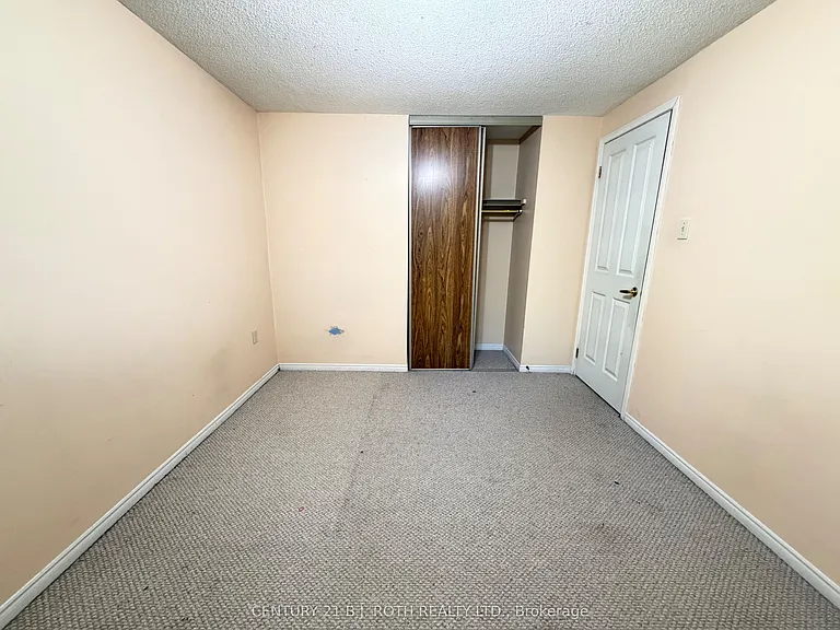 29 Irwin Dr #UPPER — Photo 16