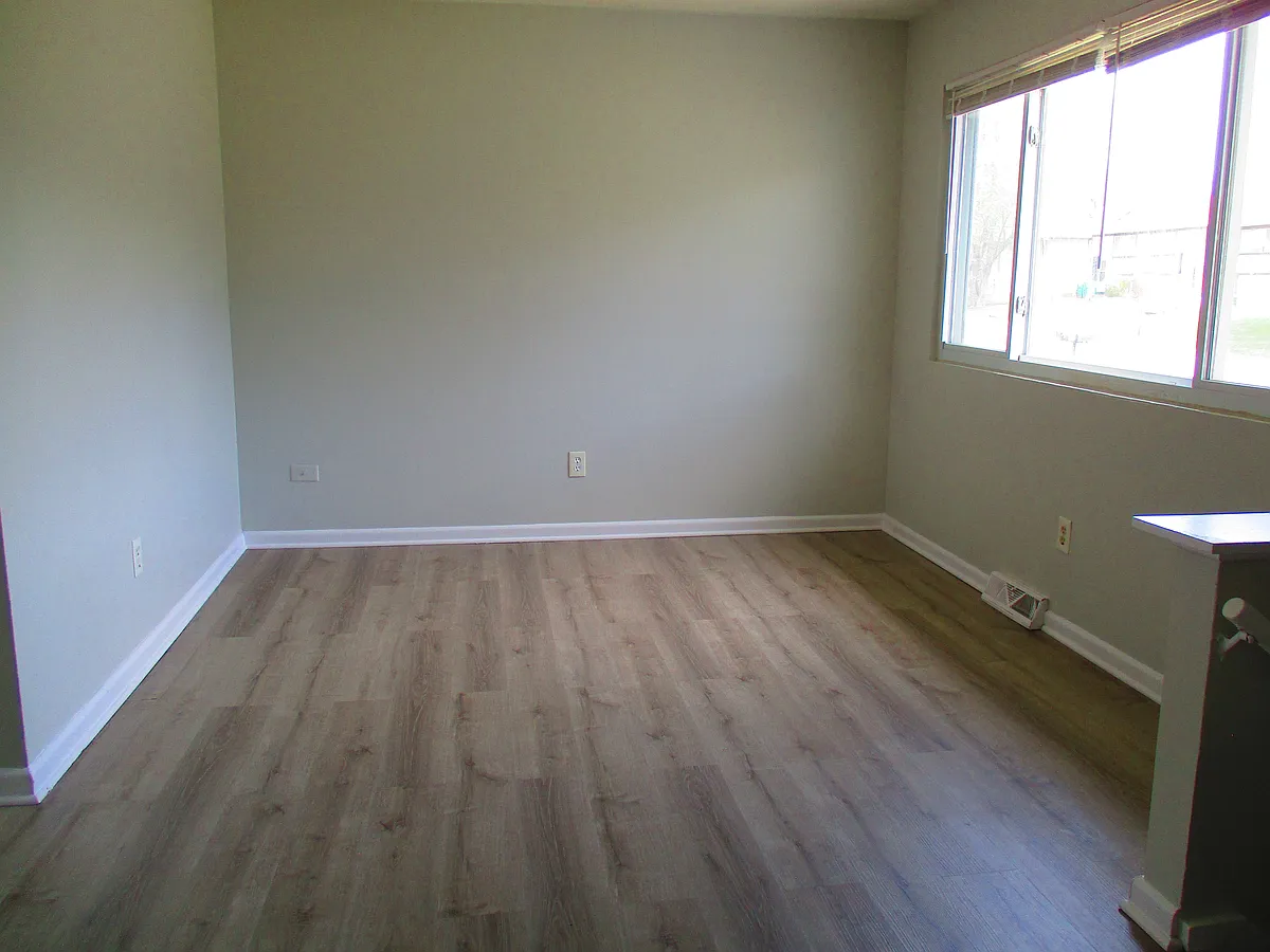 Building Photo - 3232 N 84th Pl
