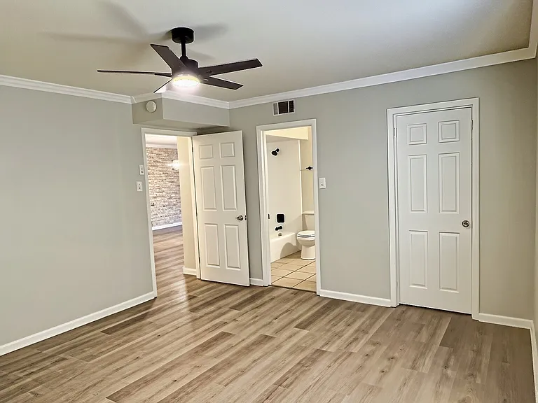 8030 Broadway St #101D — Photo 6