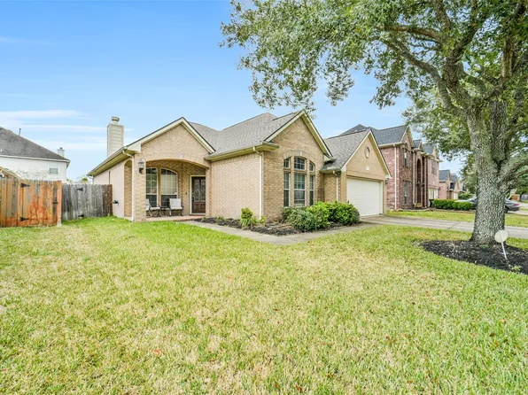 2612 Sun Flare Ln, Pearland, TX 77584