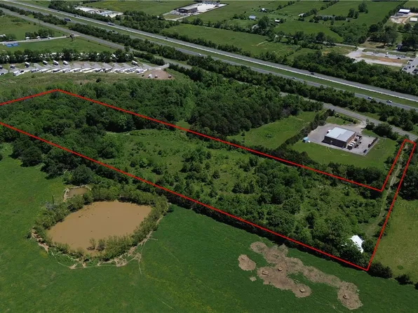 SW Campbell Rd, Fayetteville, AR 72701