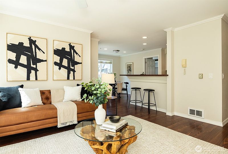 3rd image of 1762 NW 57th Street #203