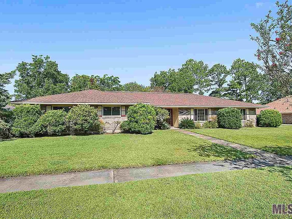1st image of 13821 Brantley Dr