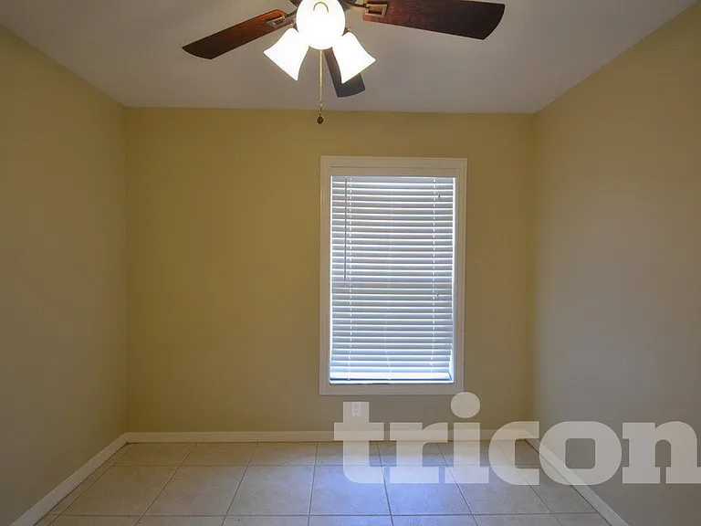 2517 Clareside Dr — Photo 14