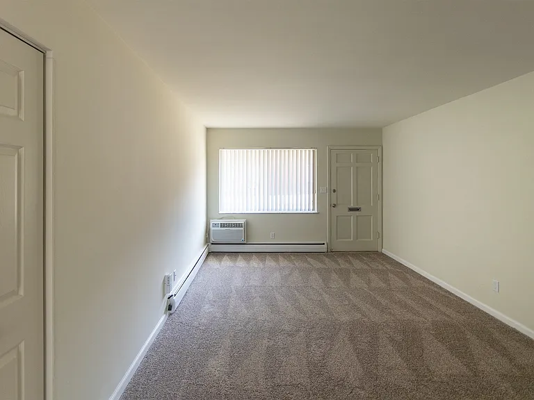 Colonial Ridge — Photo 16