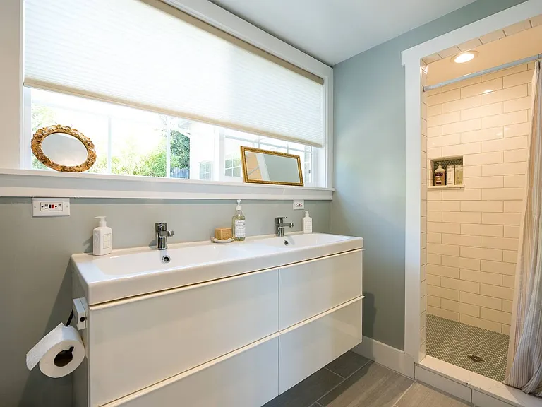 1734 Bancroft Way — Photo 7