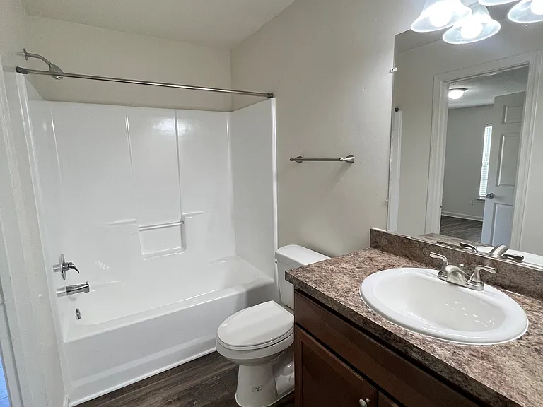 Princeton Woods Apartments — Photo 13