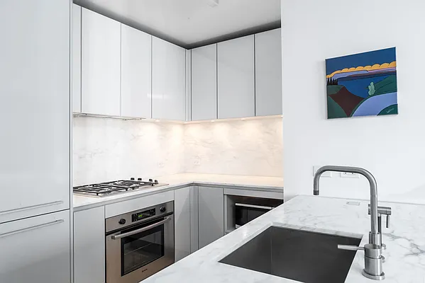 Sold by Compass | media 3