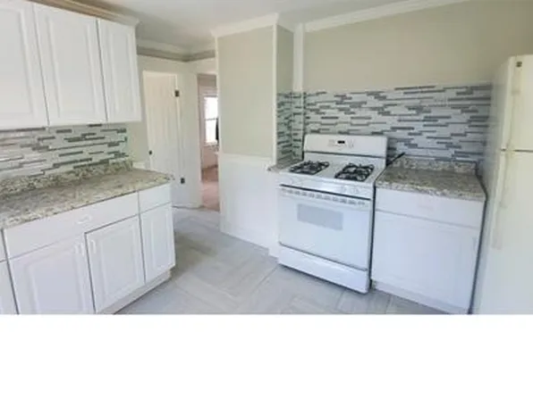 641 Ferry St #2, New Haven, CT 06513