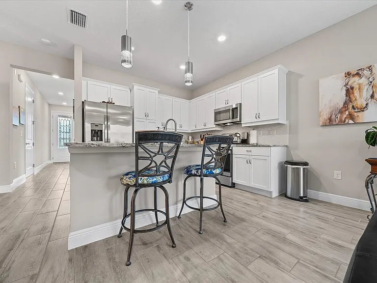 5361 NW 33rd Pl — Photo 10