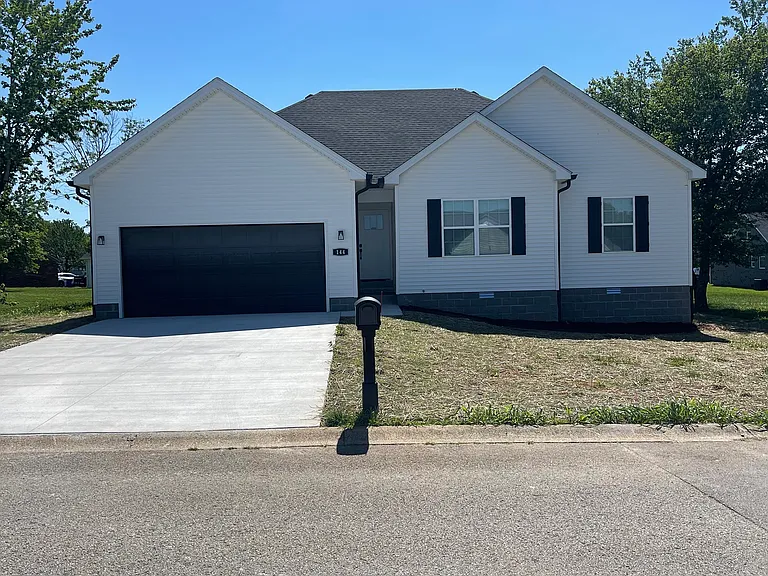 144 Hillridge Ct — Photo 1