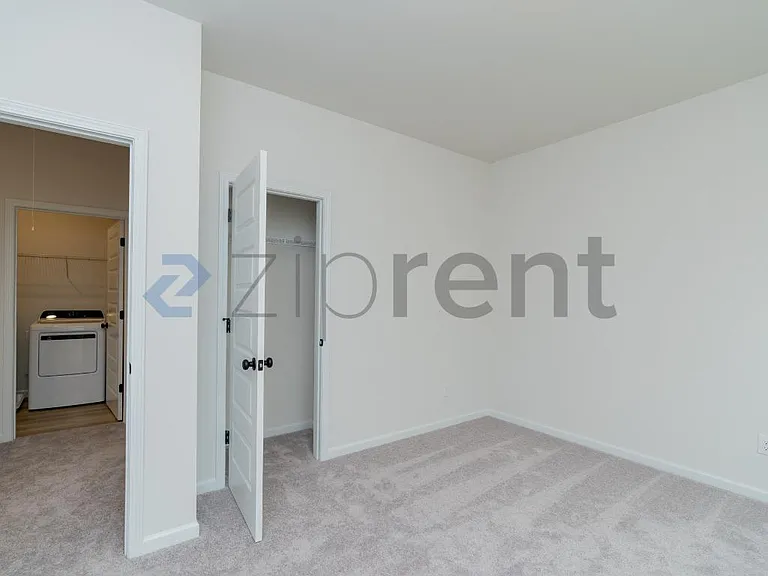 11056 Valmont Ln — Photo 31