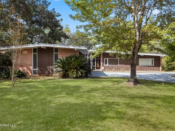 6109 Ridge Rd, Ocean Springs, MS 39564