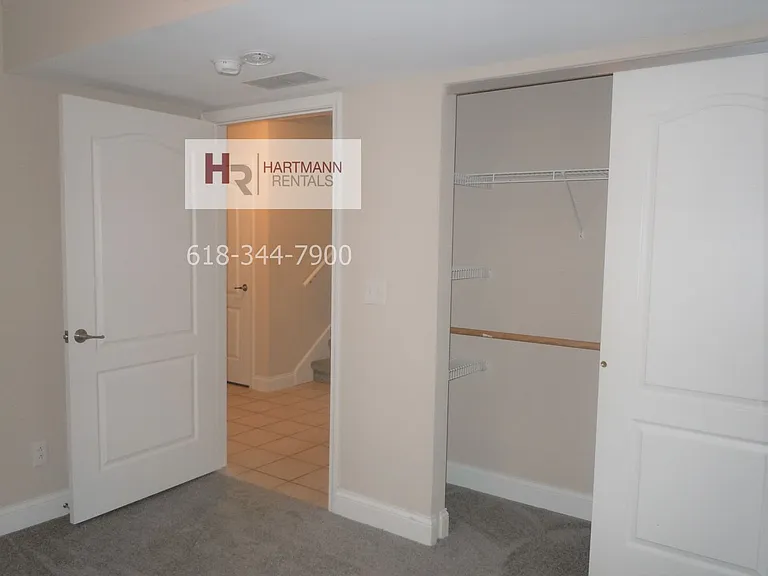 123 W Center St — Photo 6