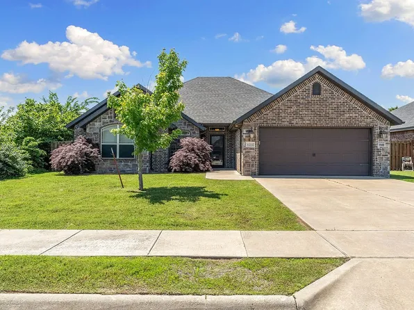 6212 S 39th St, Rogers, AR 72758