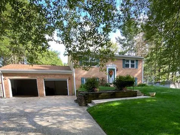 10202 Le Fevre Dr, Cheltenham, MD 20623