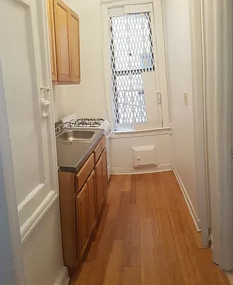 Rented by Smart NY Realty LLC | media 9