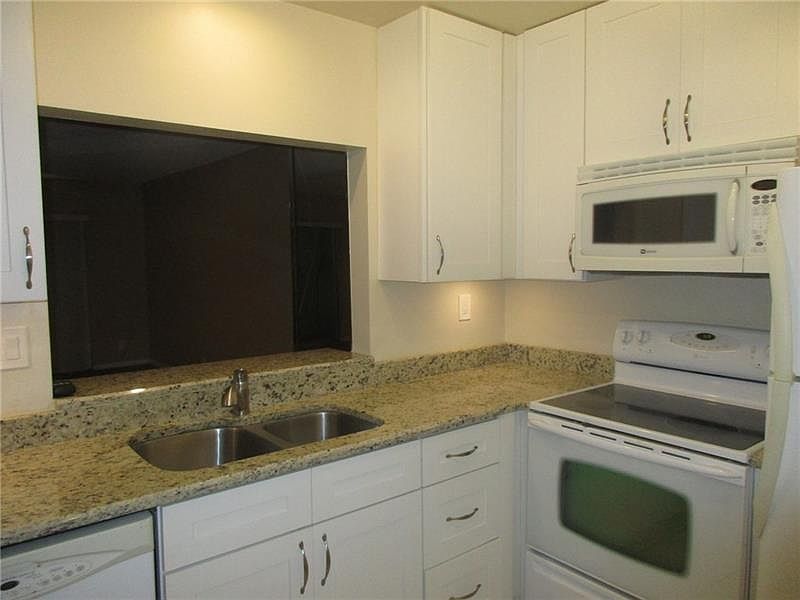 2nd image of 4143 NW 90th Ave APT 202