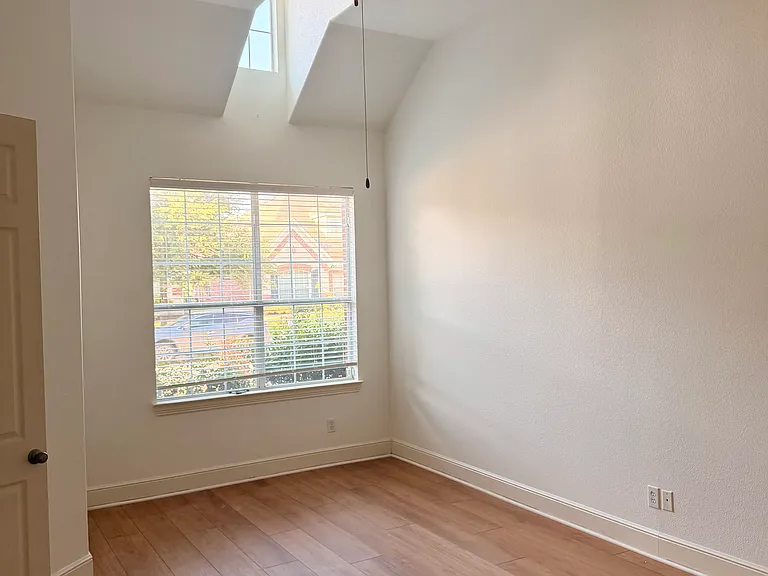 1626 Mammoth Dr — Photo 15