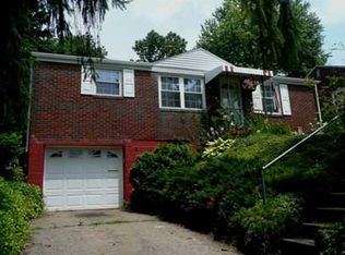 929 Kirsopp Ave, Pittsburgh, PA 15220