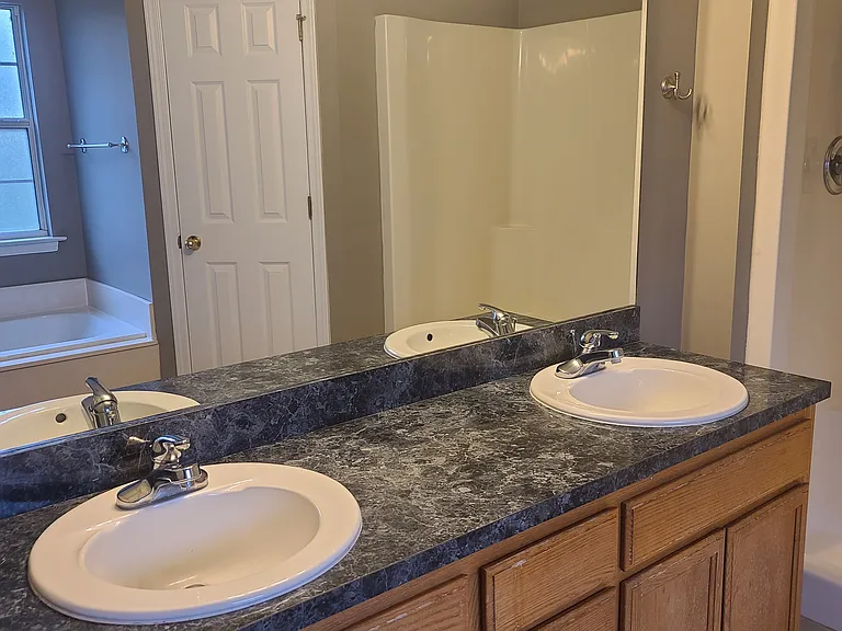 103 Foxwood Dr — Photo 26