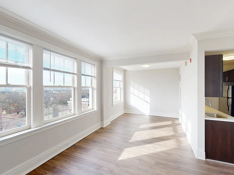 Dining/Living room