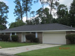 108 W Pinewood Dr, Slidell, LA 70458