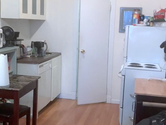4th image of 75 Pineapple St APT 5B