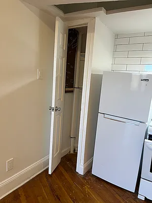 Rented by Jason A Moore, LREB | media 9