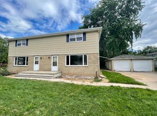 3609 Crestview Dr, Appleton, WI 54915