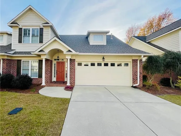 334 Coverly Sq, Fayetteville, NC 28303