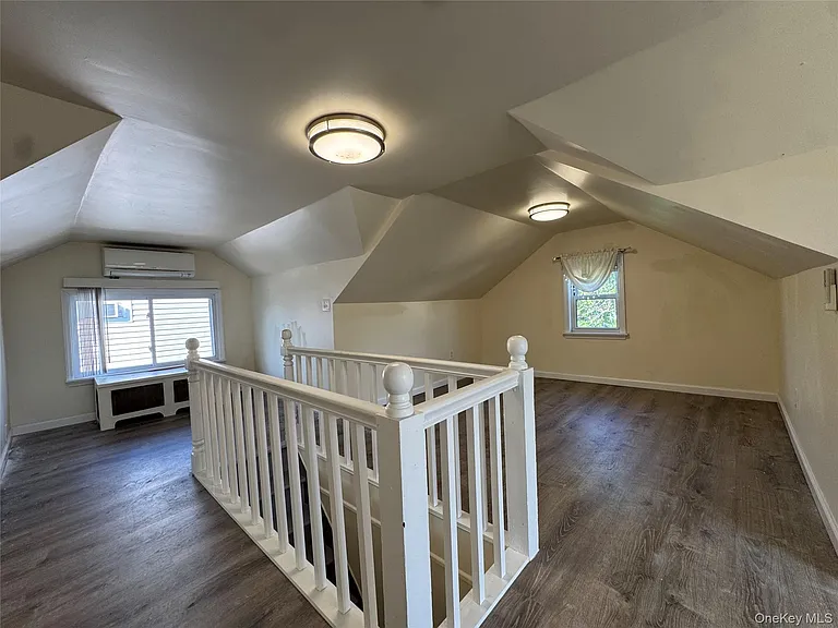 267 Plainfield Ave #2F — Photo 25