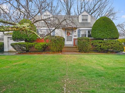 6 Lombardi Road, Pearl River, NY, 10965