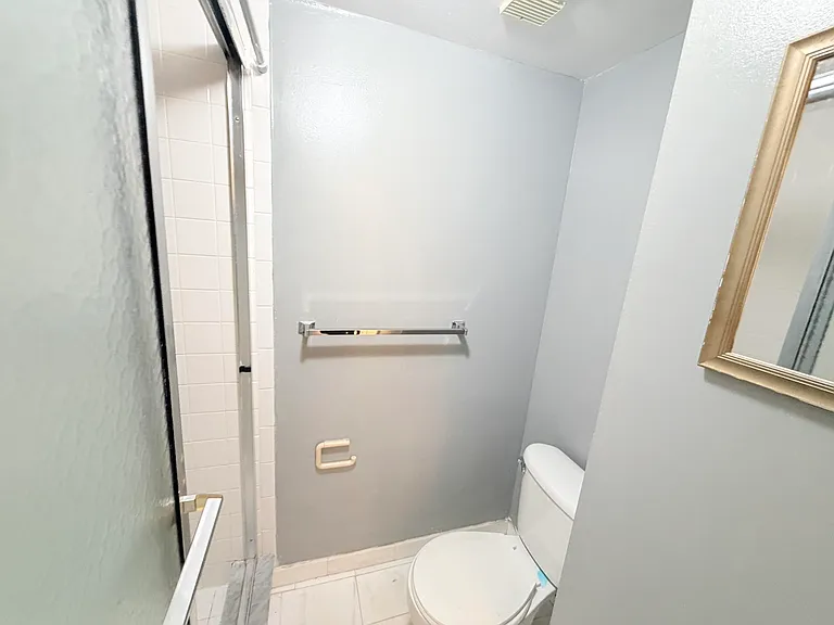 4354 NW 9th Ave #14-3C — Photo 11