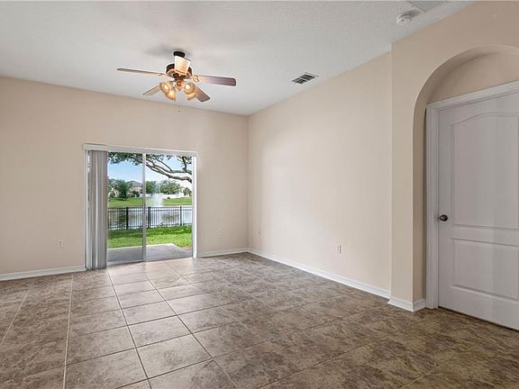 4th image of 13073 Social Ln