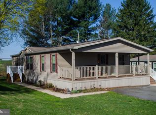 115 Rain Dove Dr, Red Lion, PA 17356