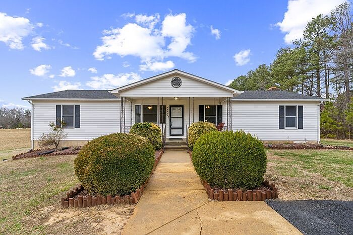 1st image of 42830 Dusty Ln