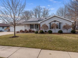 1607 Trainer Rd, Rockford, IL 61108