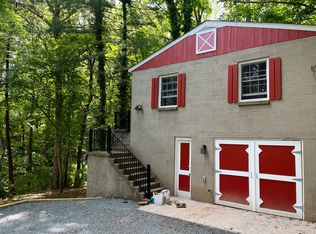 1366 Forest View Rd #B, Charlottesville, VA 22902