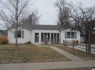 108 W 22nd Ave, Hutchinson, KS 67502