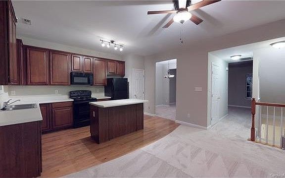 2nd image of 961 Tiger Ln