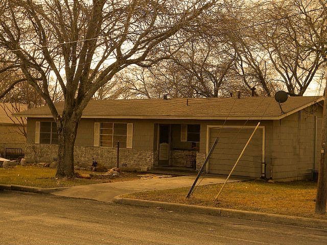 Feb 4 2011