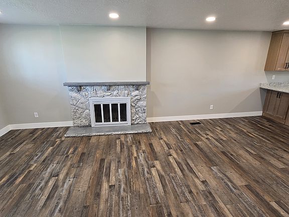 4th image of 1129 W 675 N
