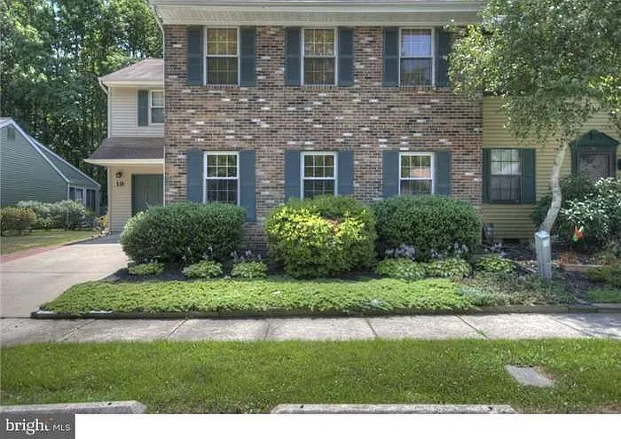 19 Fawnhollow Ct — Photo 3