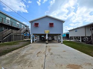 140 Memory Ln, Grand Isle, LA 70358