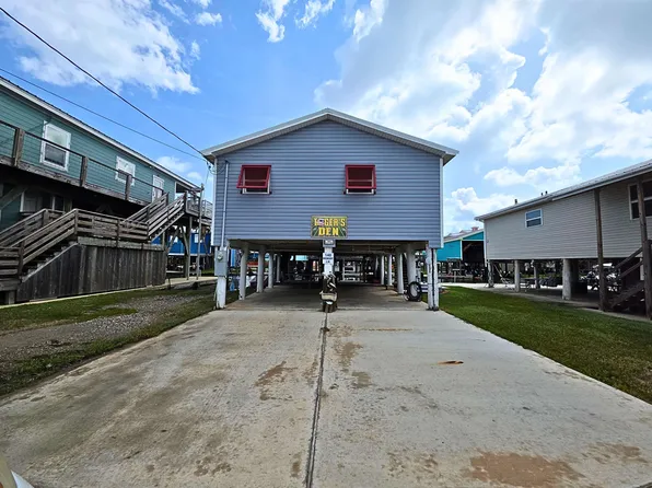 140 Memory Ln, Grand Isle, LA 70358