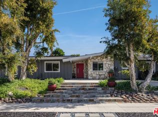 4910 Abbeyville Ave, Woodland Hills, CA 91364