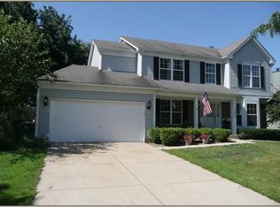 153 Cross St, Sugar Grove, IL 60554